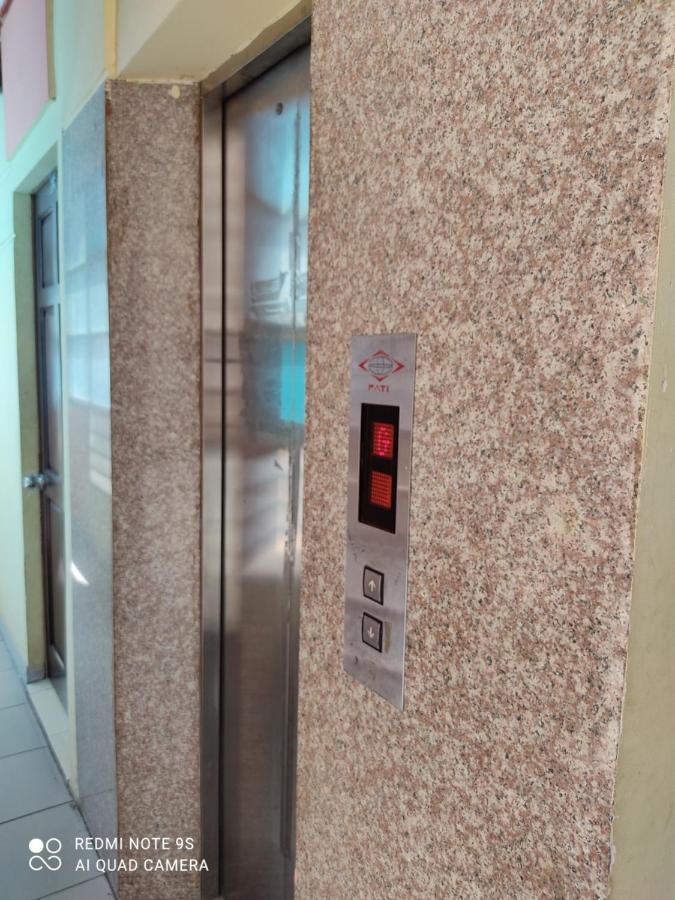 Khach San Hoa Anh Anh Hotel Bandar Ho Chi Minh Luaran gambar